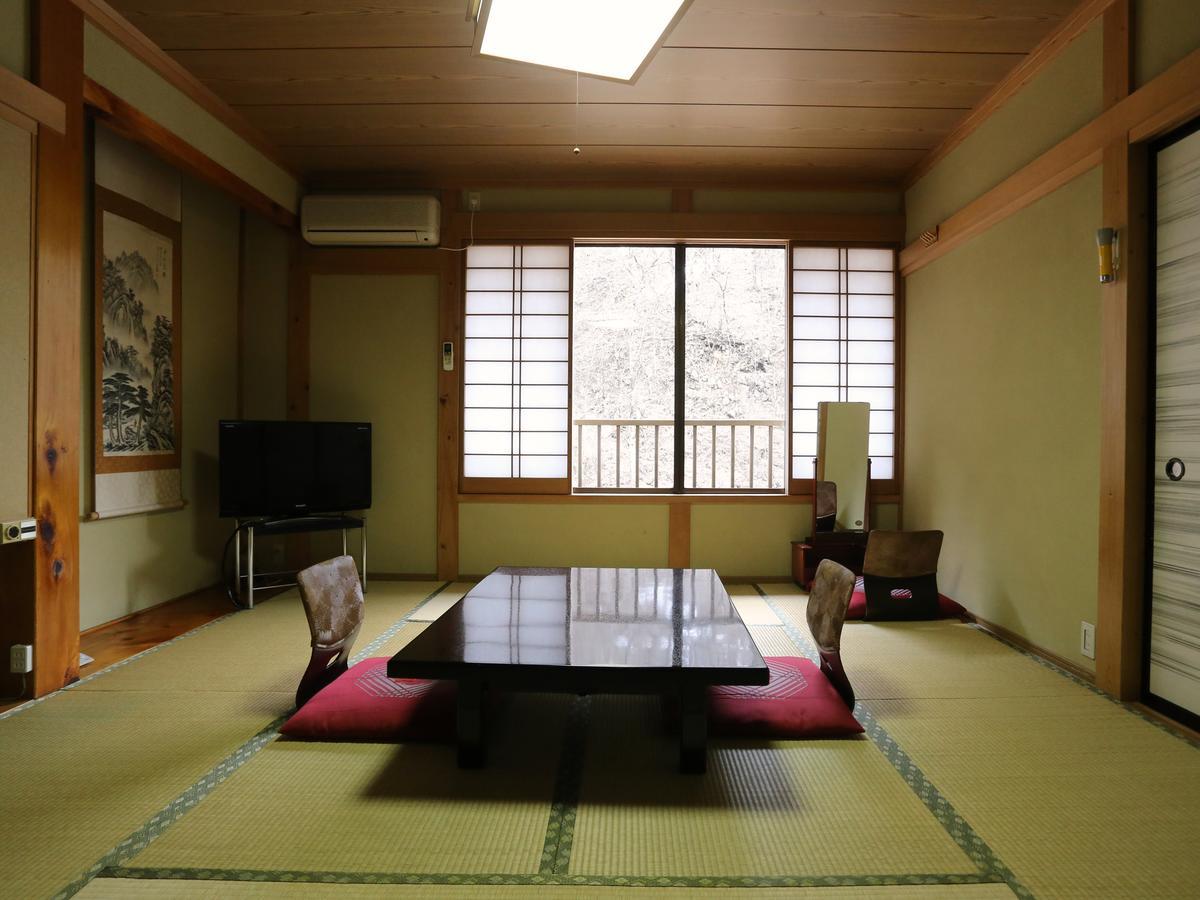فندق كوساتسوفي  Hoshigaoka Sanso المظهر الخارجي الصورة
