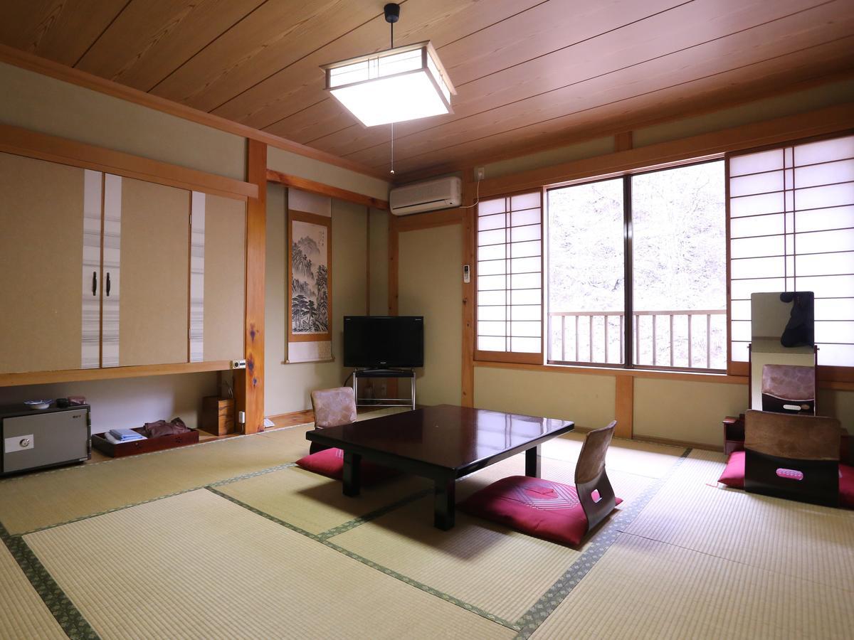 فندق كوساتسوفي  Hoshigaoka Sanso المظهر الخارجي الصورة